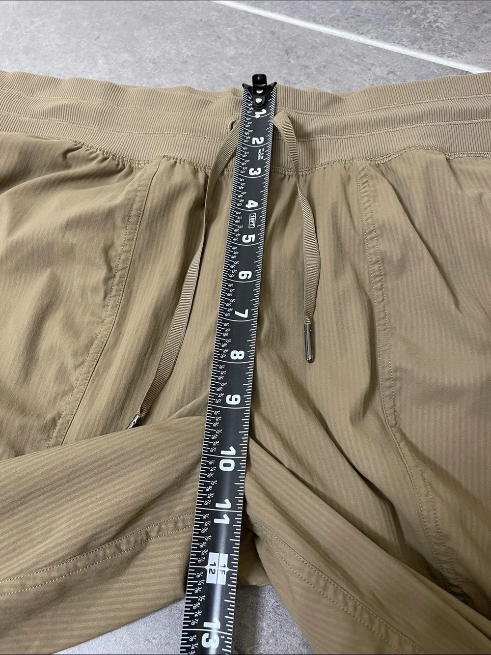 Lululemon Dance Studio Jogger size 12